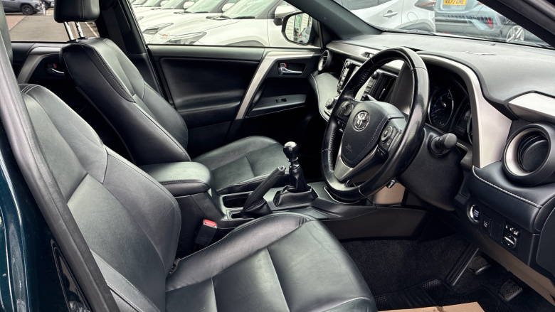 Toyota RAV4 2.0 D-4D Excel 5dr 2WD Diesel Estate